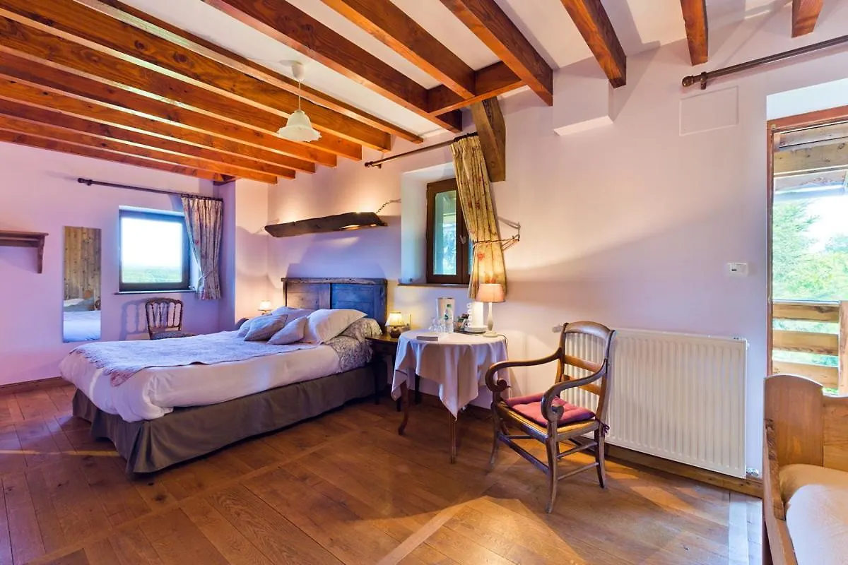 Logis Hotel Auberge De La Hulotte Saint-Jacques-dʼAmbur 3*,  Γαλλία